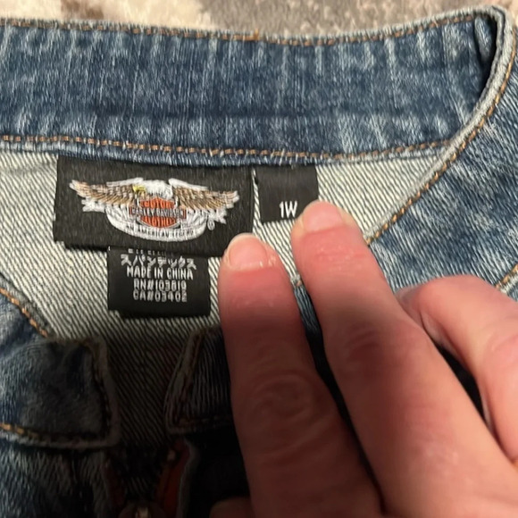 Harley Davidson women’s Jean jacket. Like new - Picture 3 of 4